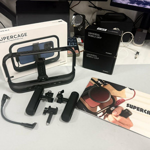 moment super cage(모멘트 슈퍼케이지) + 유니버셜 그립 + 틸타 v마운트 그립판매합니다.