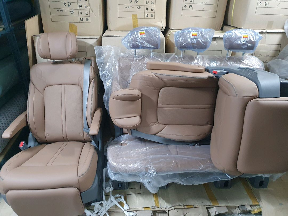 스타리아 라운지 하이브리드 7인승전동2열 3열 시트 팝니다--1