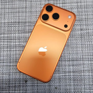 (신폰급) 아이폰 17프로 256G 오렌지 배터리100% 싸이클47 무기스 무찍힘 초S급 선물용 165만팝니다@