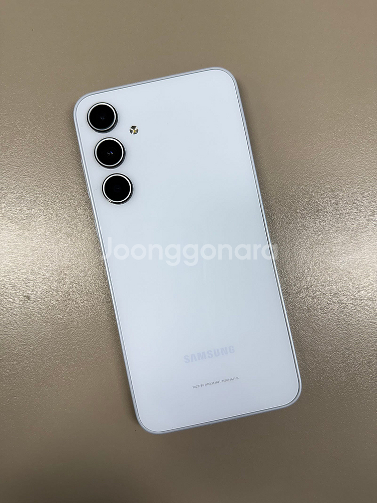 (특SSS급) 갤럭시 A35 128G 화이트 24년 7월개통 액정무기스 정상해지공기계 27만팝니다@--0