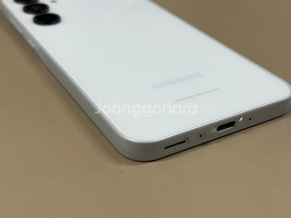 (특SSS급) 갤럭시 A35 128G 화이트 24년 7월개통 액정무기스 정상해지공기계 27만팝니다@--6