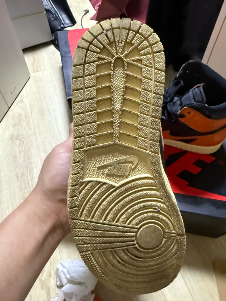 조던 1 하이 쉐터드 백보드 3.0 260 이미지