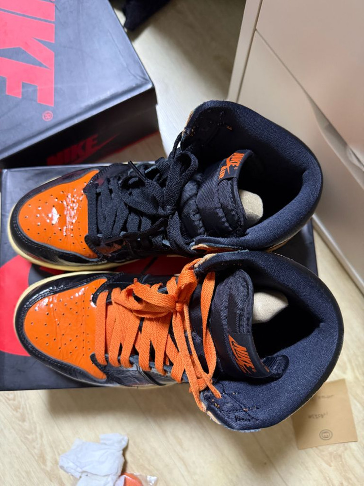 조던 1 하이 쉐터드 백보드 3.0 260 이미지