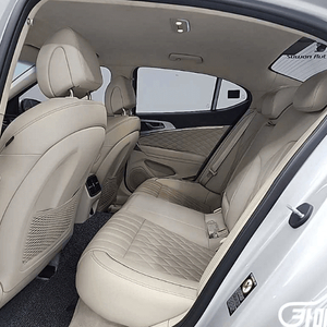 제네시스 G70 3.3T 스포츠 AWD 슈프림 판매 합니다 !!!