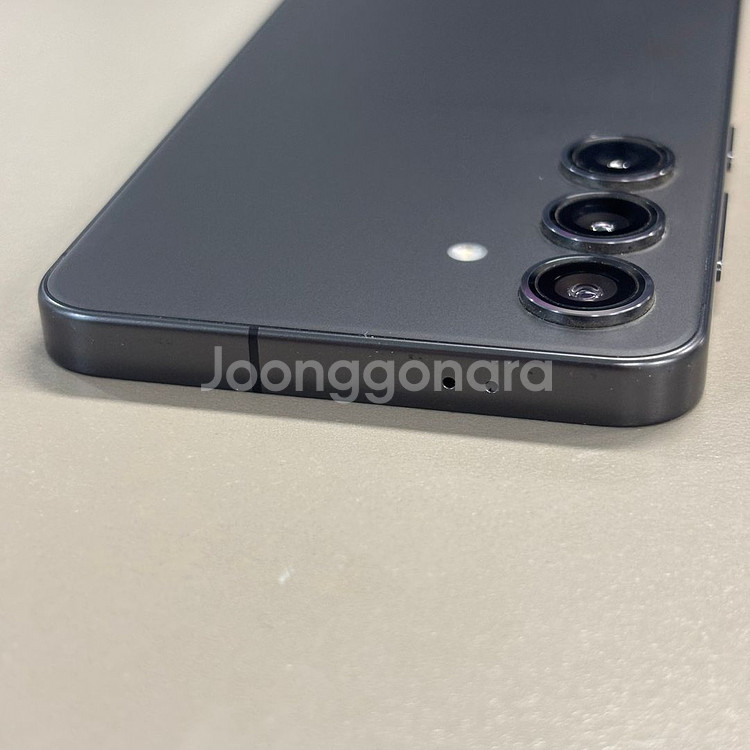 갤럭시S24 오닉스블랙색상 256용량 24년8월개통 미파손 무잔상 특AAA급 깔끔한단말기 판매--5