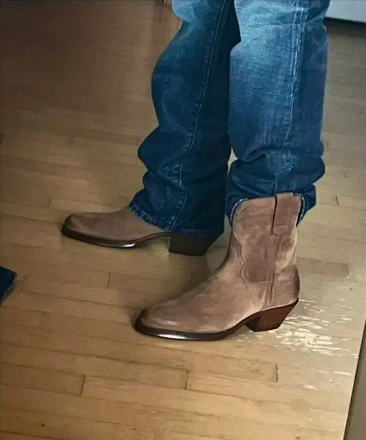 생로랑 웨스턴 부츠 이미지