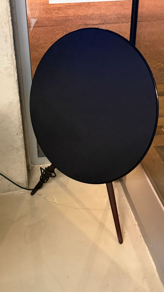 뱅앤올룹슨 A9 베오플레이 4세대 210만원--0