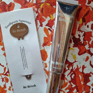 치아미백제 리브러쉬화이트닝광채부스터