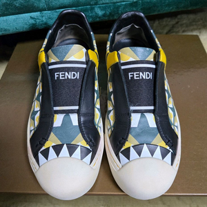 펜디 몬스터 스니커즈 35사이즈. 샤넬,디올,루이비통