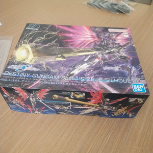 hg 데스티니 스펙2&제우스실루엣(제우스 데칼 포함)