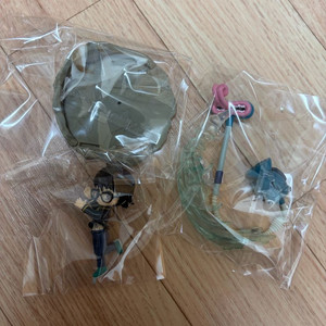 헌터헌터 데스크탑2 시즈크 리멘트 피규어 팝니다