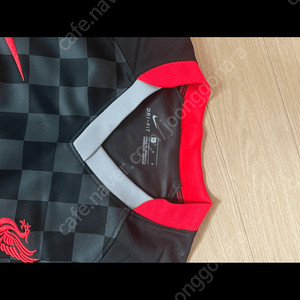 리버풀 써드 판매합니다