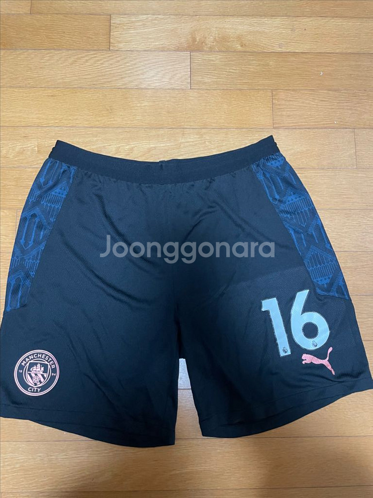 퓨마 정품 맨체스터 시티 검정 반바지 L 새상품--1