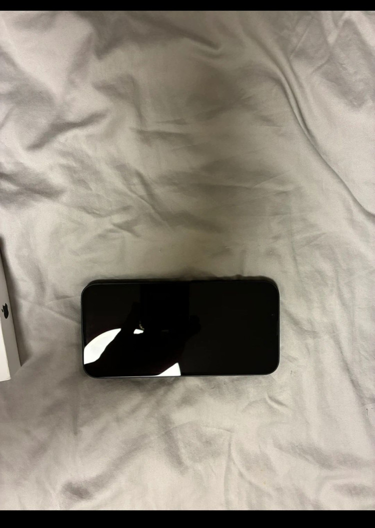 아이폰 16e 128GB 블랙 이미지