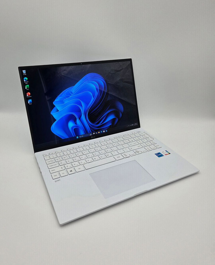 LG 노트북 16ZD90P-GX50K (LG 그램) 16인치 판매합니다. 이미지