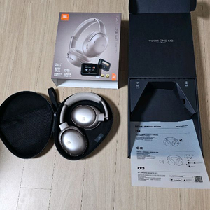 S급 JBL TOUR ONE M3 라떼 싸게팝니다.