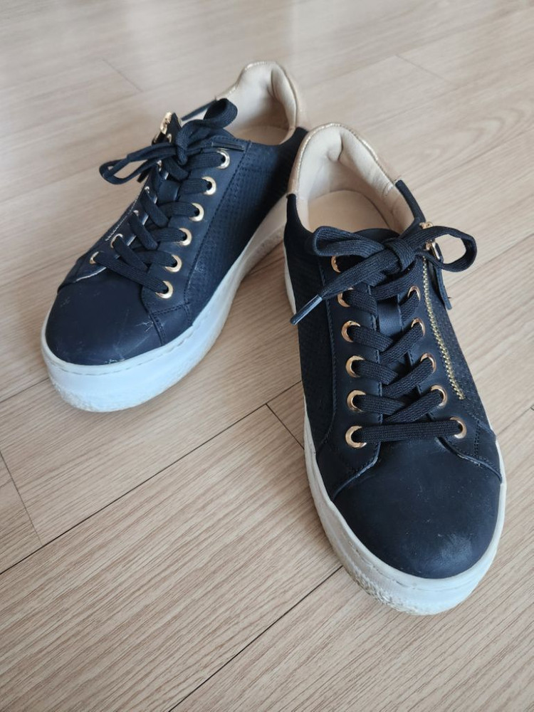 탠디 여자검정가죽단화 스니커즈235 이미지