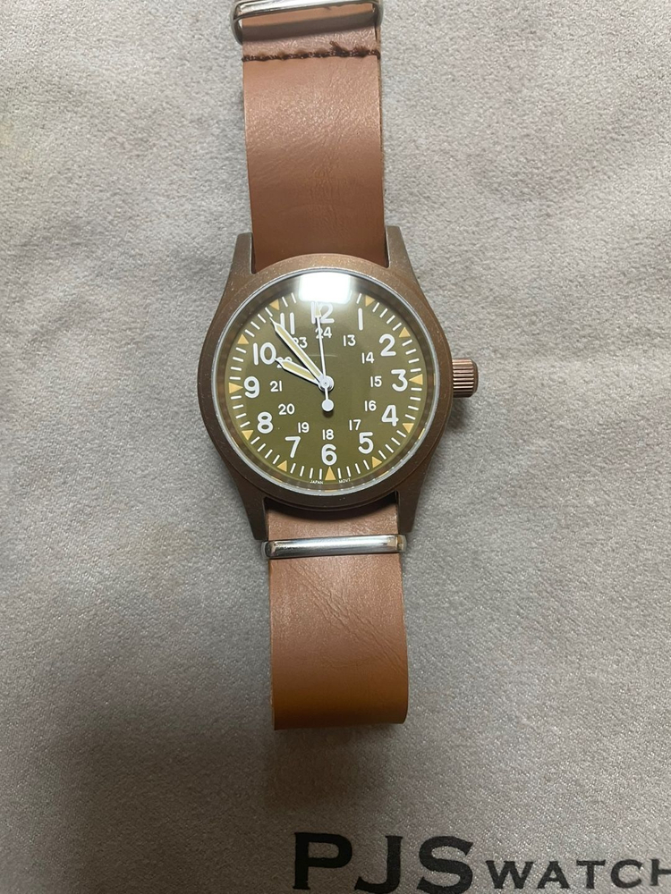 밀리타도 브론즈 카키필드 오마주 Militado ML05 메카 쿼츠 녹판 모델 판매합니다 이미지