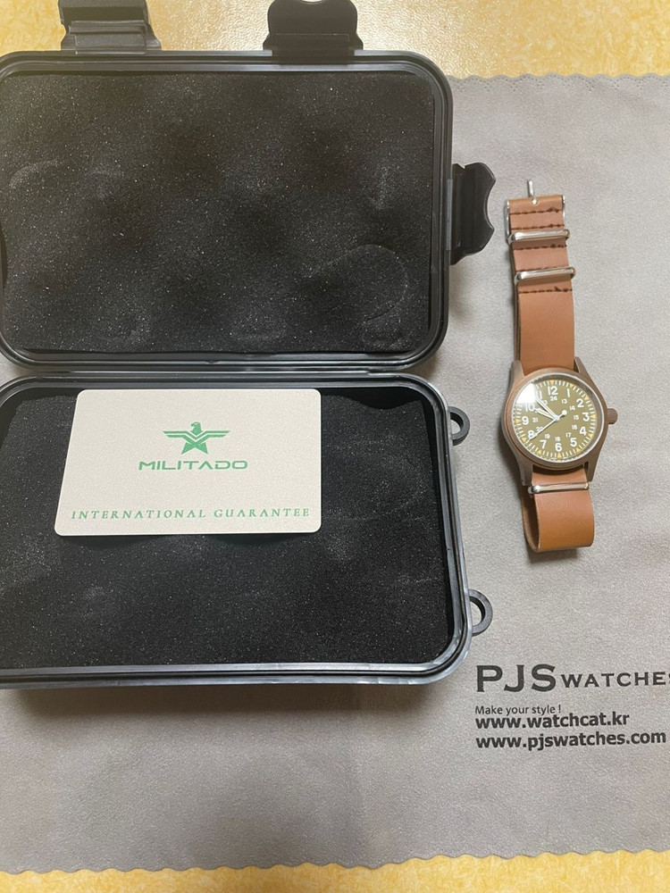 밀리타도 브론즈 카키필드 오마주 Militado ML05 메카 쿼츠 녹판 모델 판매합니다 이미지