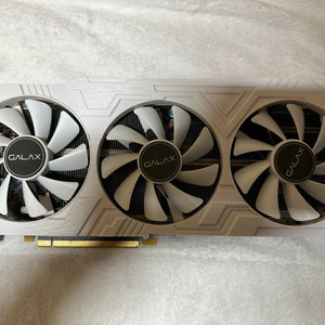 갤럭시 rtx 2070super 화이트