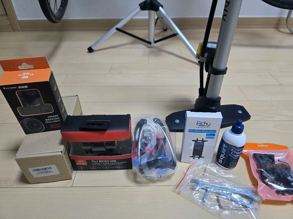 2024 엘파마 에포카 디스크 6 105 입문용 로드 자전거 700C 22단 M 사이즈 판매합니다.--1