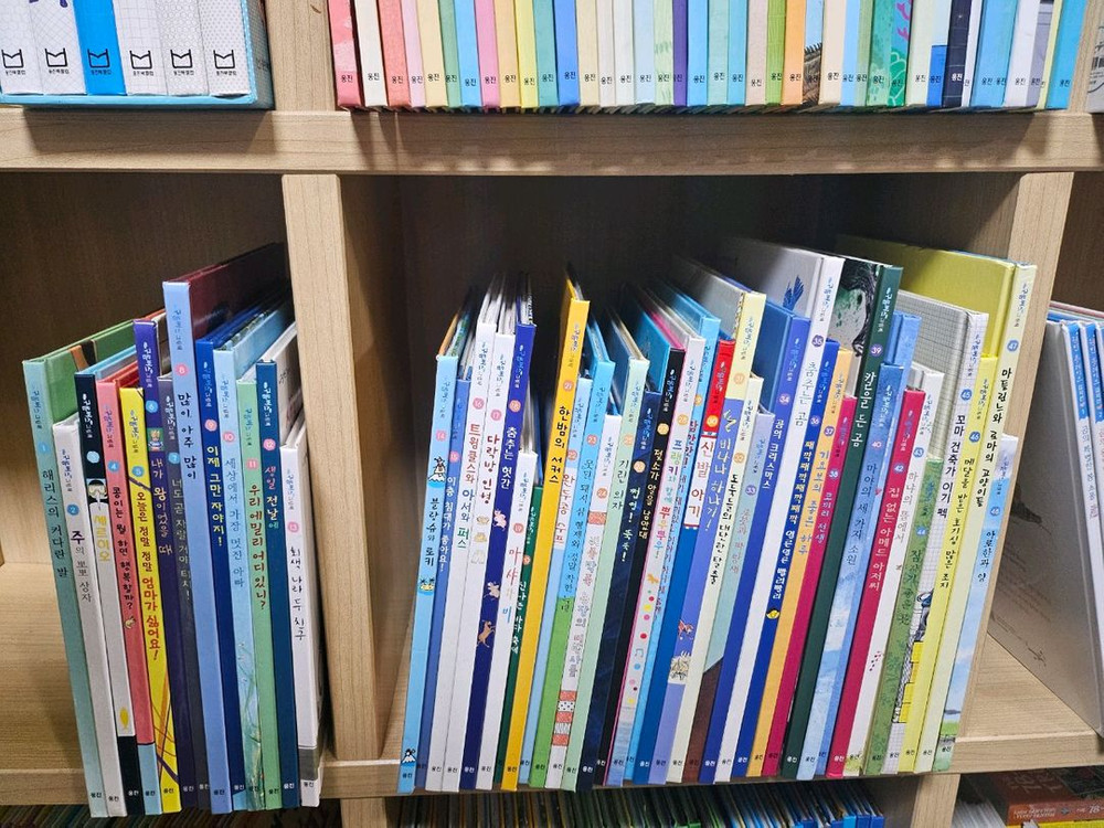 웅진북클럽 /이담에 /원리가보이는과학/스토리캡슐 우리역사/리틀뮤지엄/한걸음 먼저 지리/말가람/오늘부터 내가왕/구름버--1