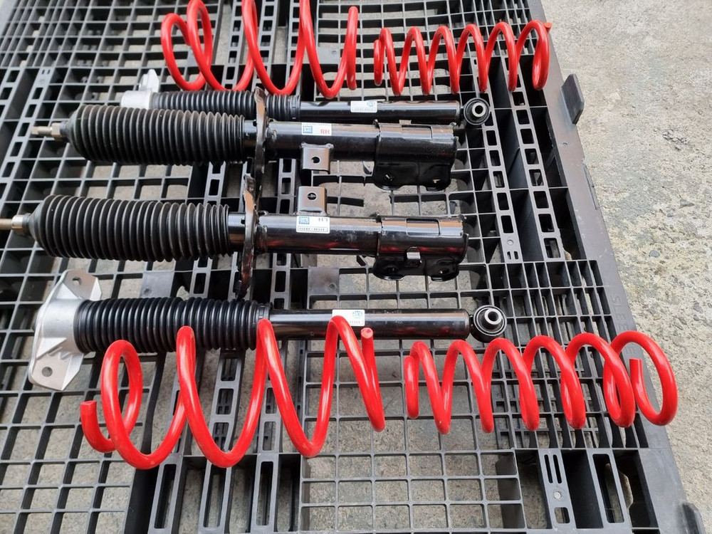 싼타페TM PE 캘리그라피 튜익스 쇼바스프링 퍼포먼스서스펜션 이미지