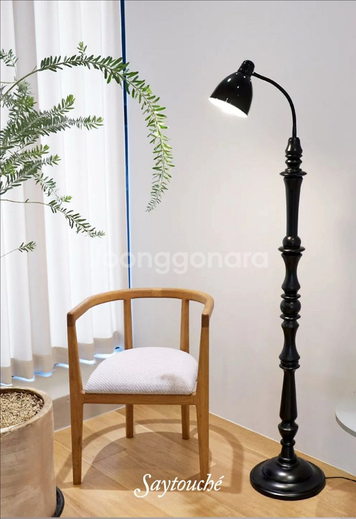 세이투셰 Mixed Floor Lamp Black 믹스 플로어 램프 장스탠드 조명 블랙--1