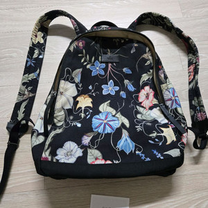 구찌 백팩 정품