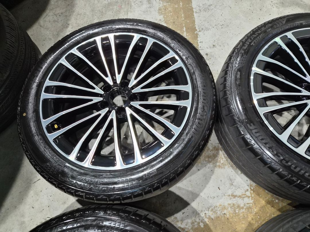 W223 벤츠S클래스 19인치 순정 휠타이어 판매합니다 이미지