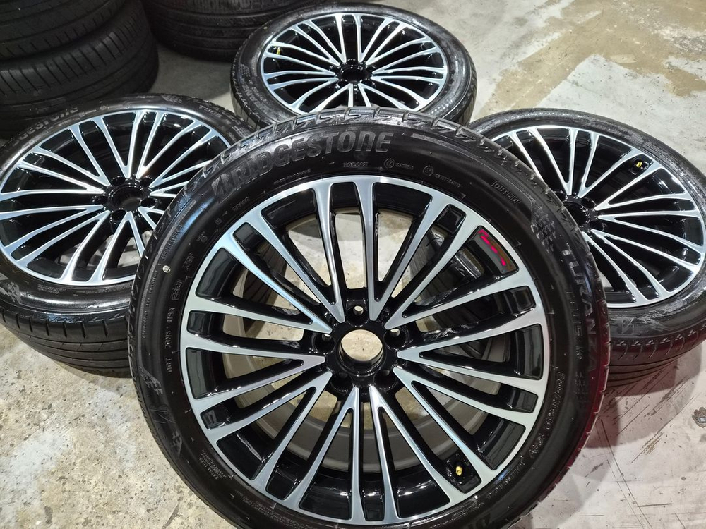 W223 벤츠S클래스 19인치 순정 휠타이어 판매합니다 이미지