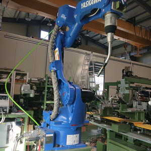 야스카와 MOTOMAN AR1440 산업용 로봇 이미지