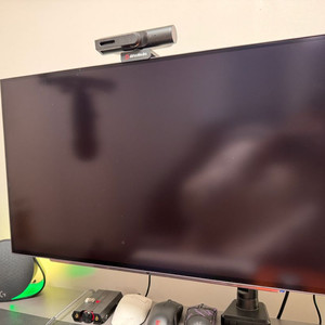 LG 모니터 울트라기어 27gs95qe + 카멜모니터암