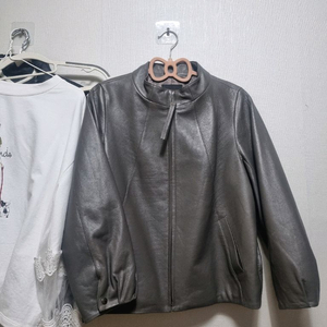 카시바디 가죽자켓