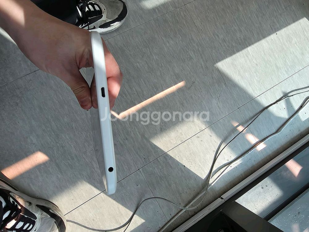 갤럭시탭e8.0 t375 판매합니다.--4