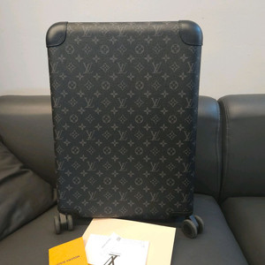 루이비통 캐리어 호라이즌55 여행가방 M23002