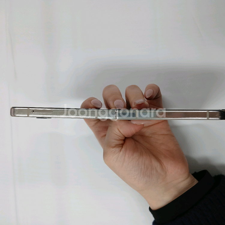 상태SS급 갤럭시Z플립5 256기가 크림 공기계 중고폰 알뜰폰 업무폰 세컨폰 저가폰 학생폰 자녀폰--2