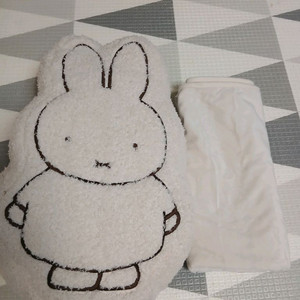 미피 쿠션 담요 세트 미사용 택배포함