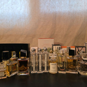 향수 미니어쳐 팝니다 이미지