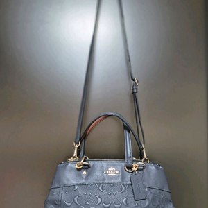 코치 시그니처 네이비 토트백 겸 숄더백