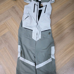 23-24시즌 카브 코리아 성인스키복 팝니다 이미지