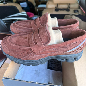 뉴발란스 1906L 리치 오크 색상 스니커즈 260