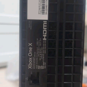 xbox one x 팝니다