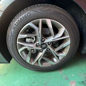 금호 TA51 쏘나타 DN8 17인치 순정 휠 타이어