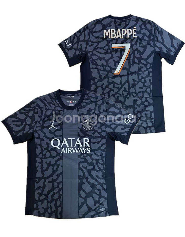 리그1 23/24 파리생제르망 조던 서드 음바페 유니폼 팝니다--0