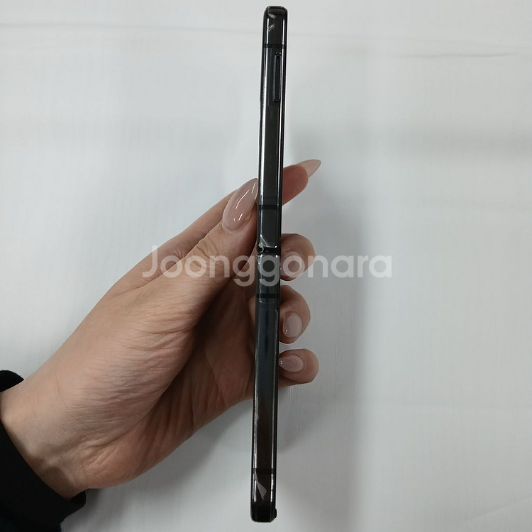 갤럭시Z플립4 256기가 블랙 상태최상급!! 공기계 중고폰매장 업무폰 저가폰 매장폰 알뜰폰 키즈폰--2