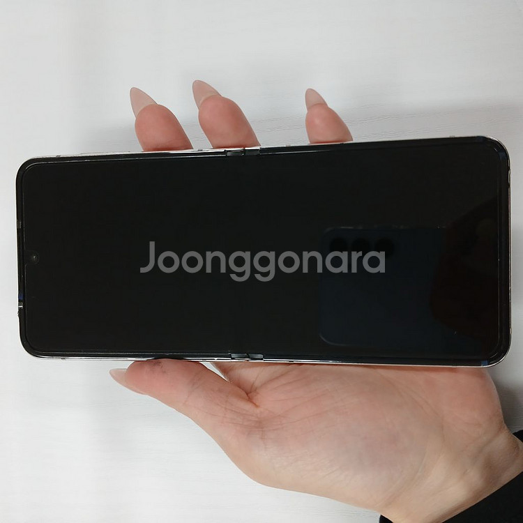 상태최상급 갤럭시Z플립5 256기가 크림 공기계 학생폰 서울중고폰 저가폰 최저가 알뜰폰 기기변경--1