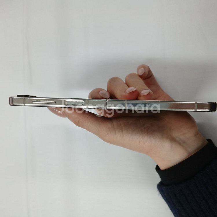 상태최상급 갤럭시Z플립5 256기가 크림 공기계 학생폰 서울중고폰 저가폰 최저가 알뜰폰 기기변경--3