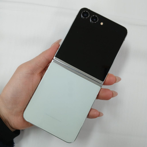 상태S급 갤럭시Z플립5 256기가 민트 공기계 중고폰매장 세컨폰 키즈폰 알뜰폰 효도폰