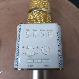 휴대용 노래방 마이크 이미지